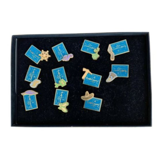 Walt Disney Classic Collection Society Dealers 11 of 12 Piece Boxed Pin Set - Picture 1 of 6